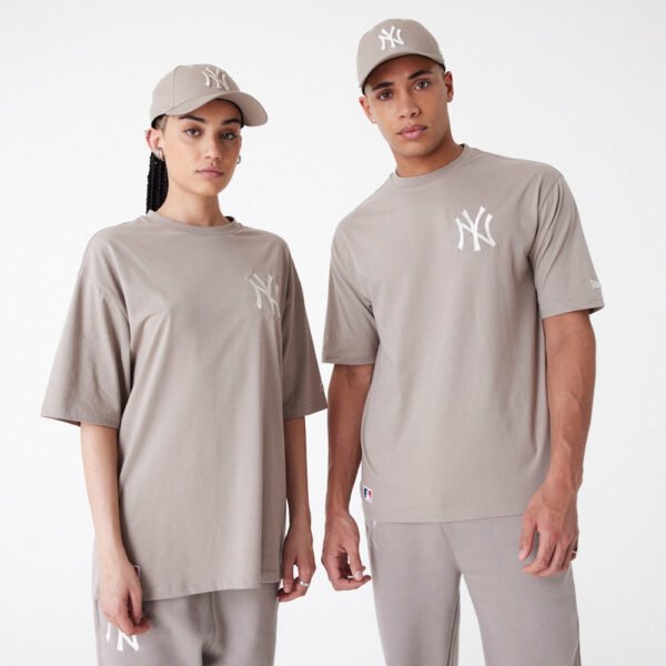 New Era - League Essential OS Tee - New York Yankees - ABROFW