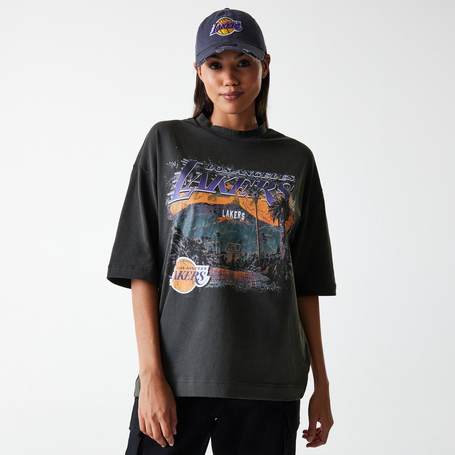 Los Angeles Lakers NBA Washed Graphic Tee New Era - Image 3