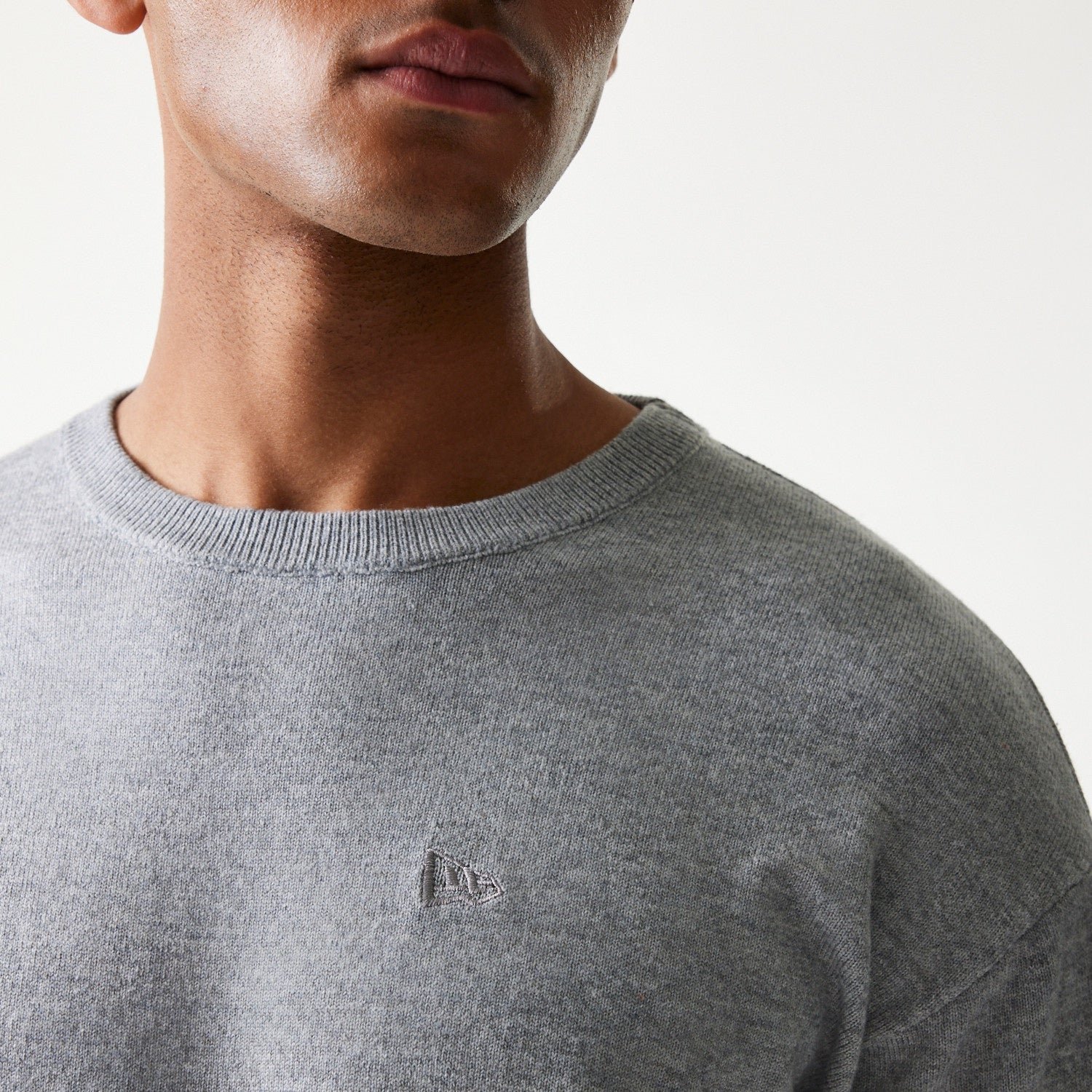 Essential Knit Sweater New Era Grey - Image 3