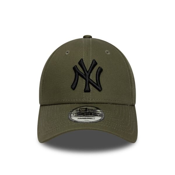 New York Yankees MLB League Essential 9Forty New Era Snapback Olive