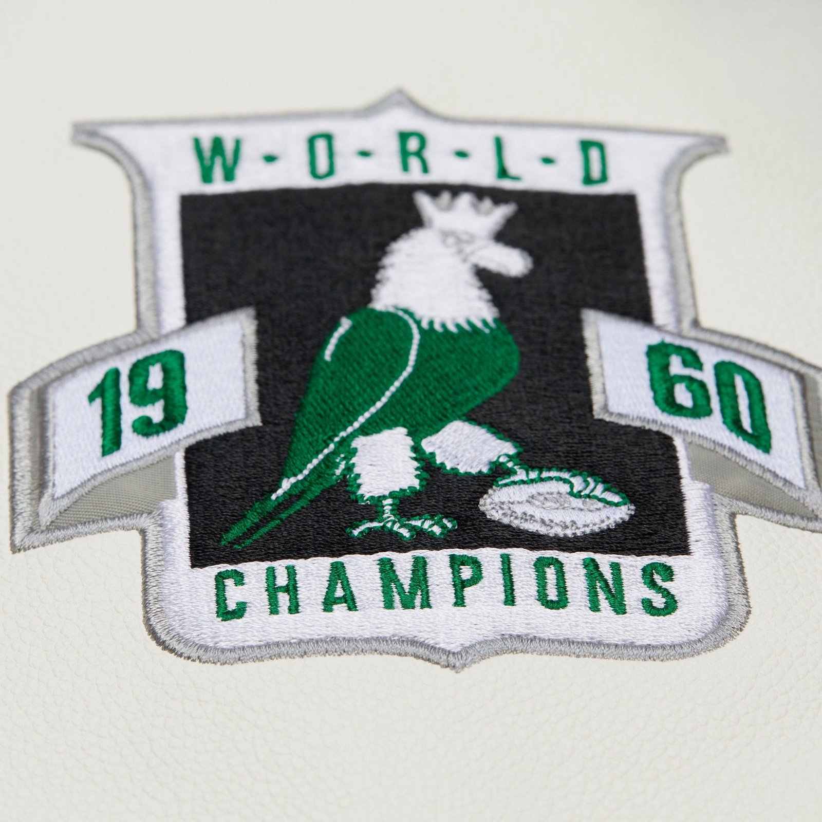 Philadelphia Eagles NFL Dusted Collection Varsity Jacket Vintage Logo Mitchell & Ness - 图片 9