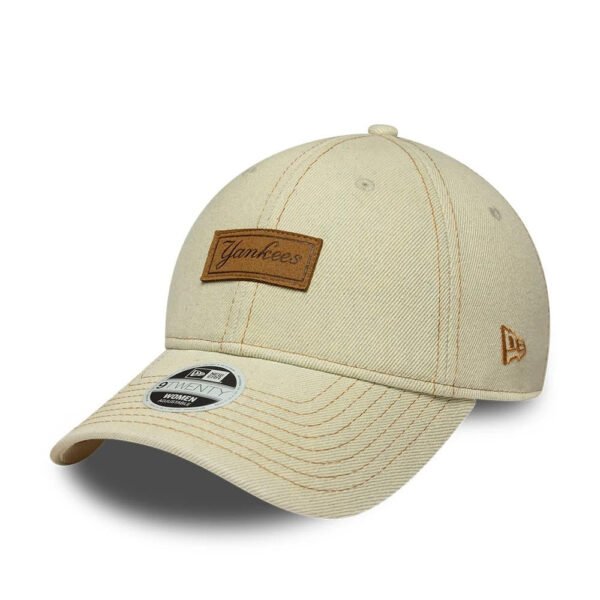 New York Yankees Women Denim 9TWENTY Strapback New Era Cream