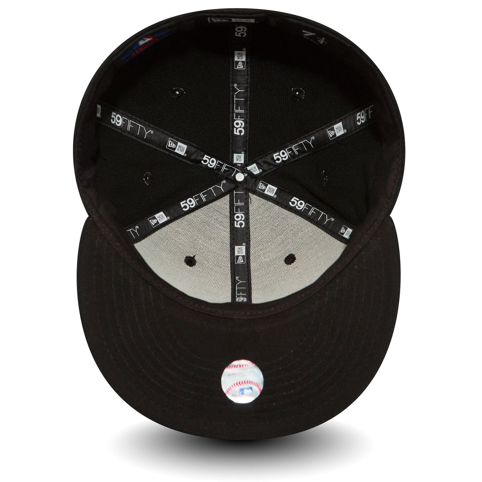New York Yankees MLB League Essential 59FIFTY Fitted New Era Black/Black - Image 4