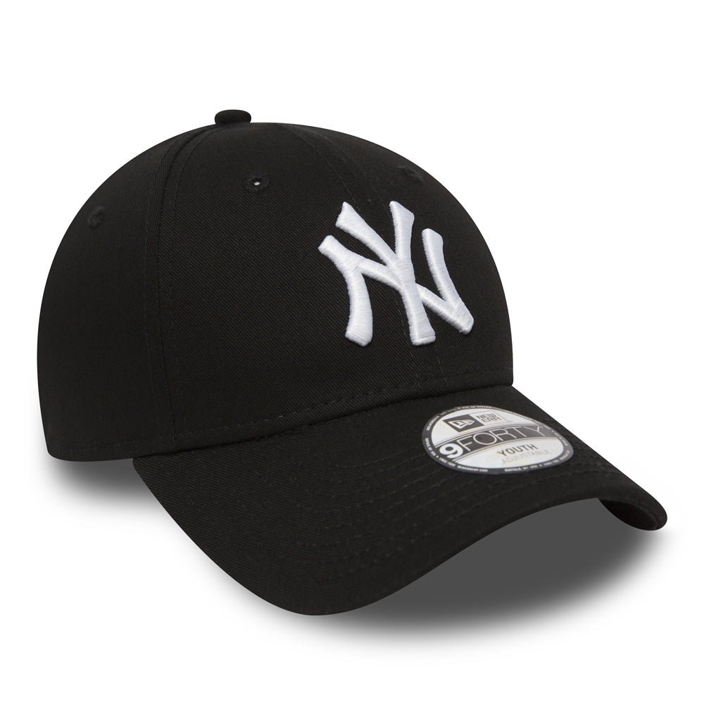 New York Yankees MLB League Essential 9FORTY Strapback New Era Black/White Youth - Image 2