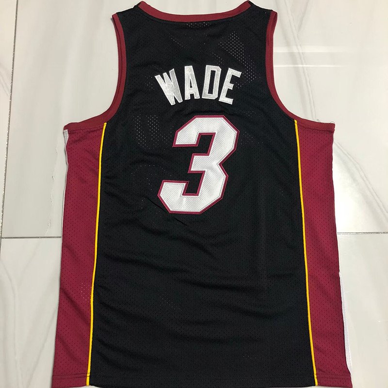 Naismith Hall of Fame Dwyane Wade Miami Heat Jersey Mitchell & Ness - Image 3