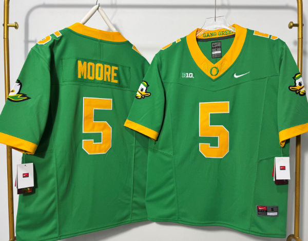 Stitched Dante Moore #5 Oregon Ducks Jersey NCAA